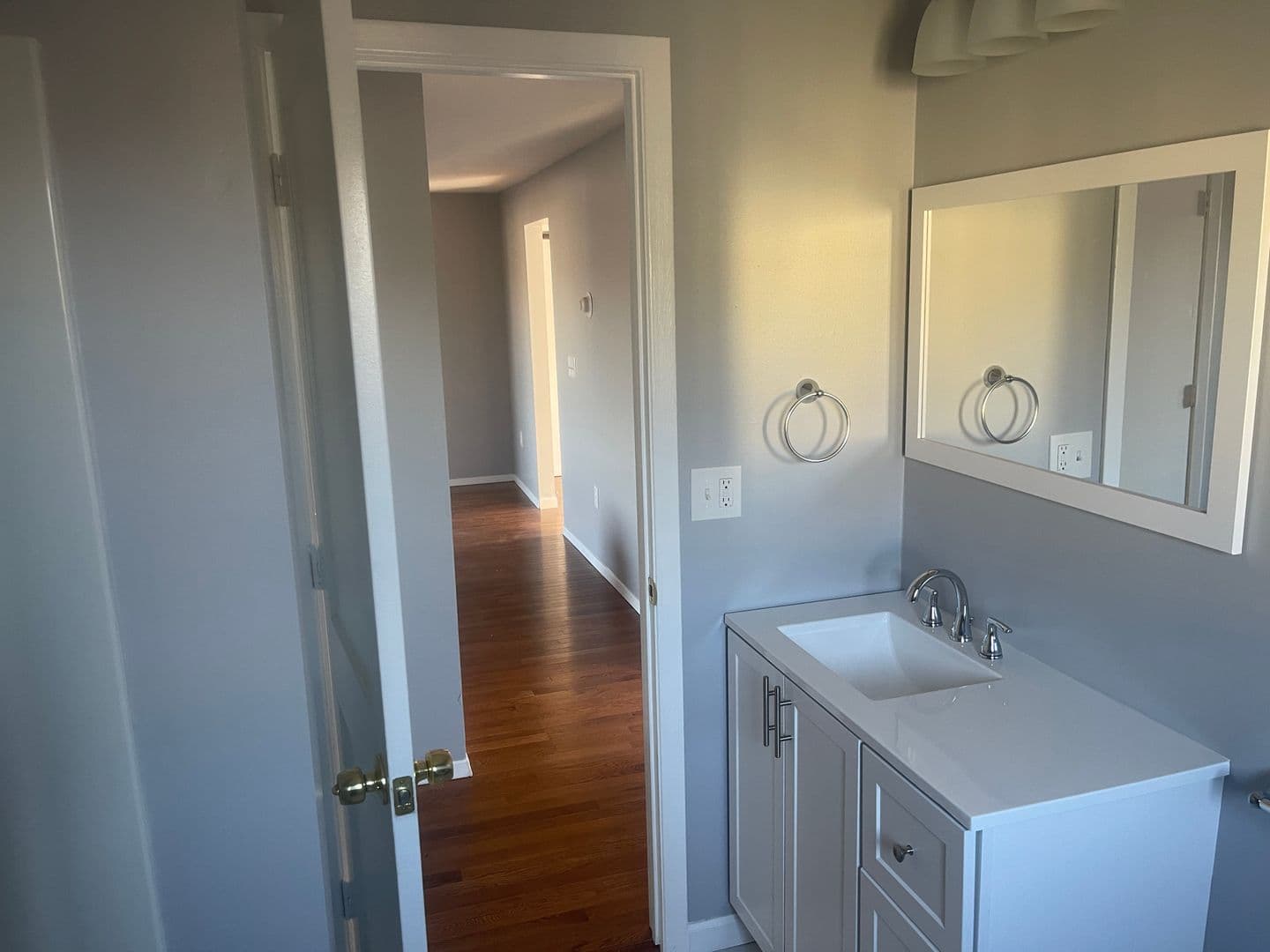 Bristol Apartment: 818-826 Pine Street