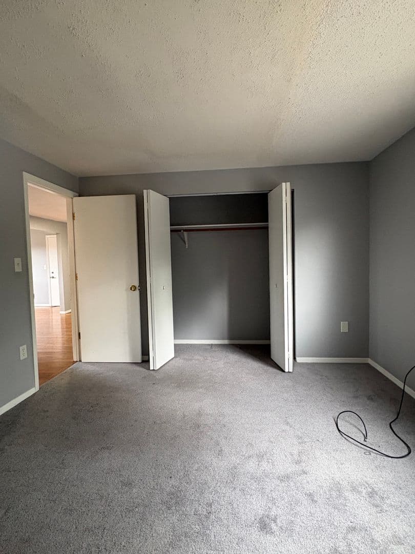 Bristol Apartment: 818-826 Pine Street
