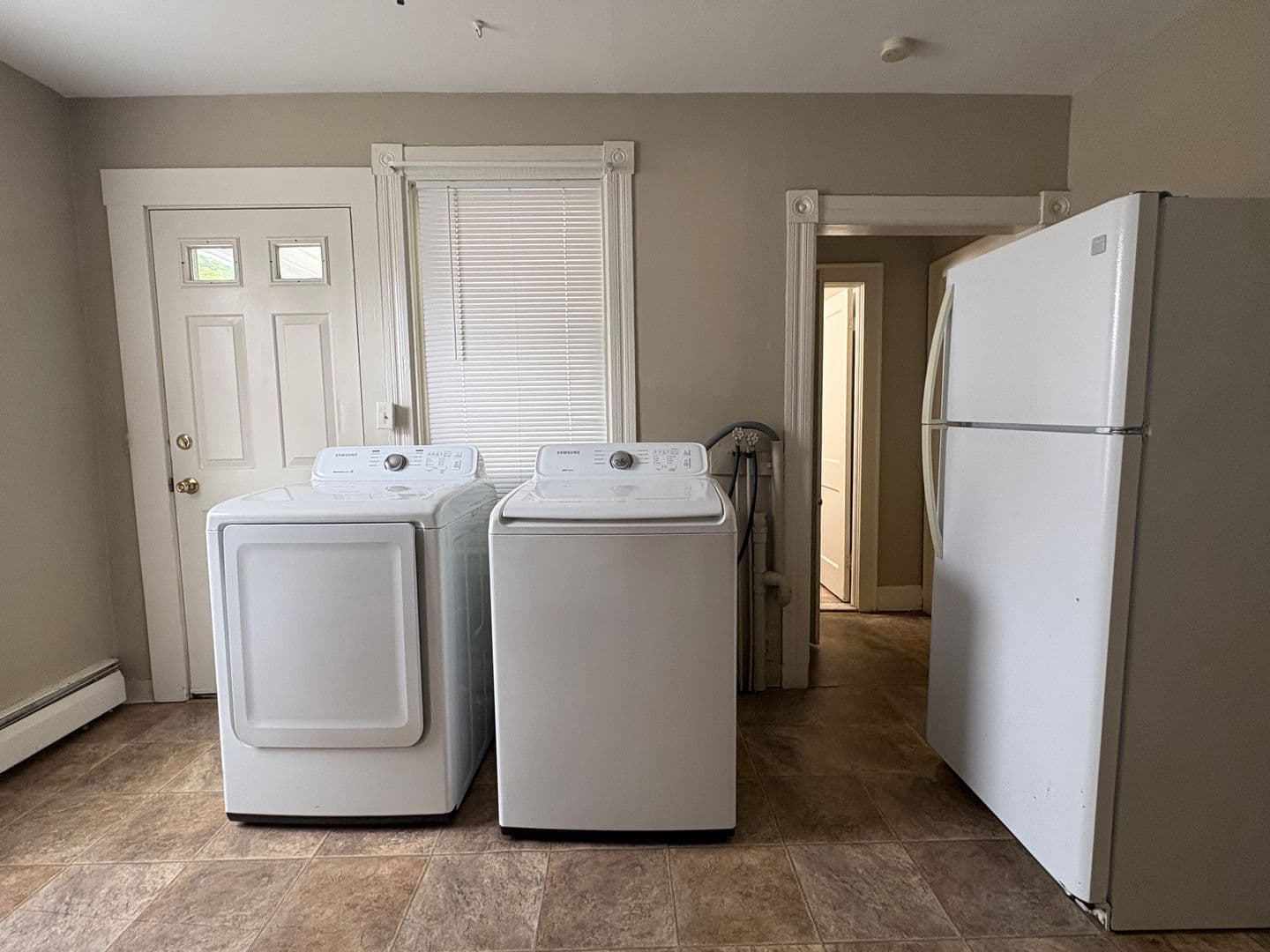 Middletown Apartment: 28 Durant Terrace