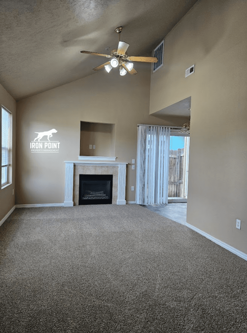 Caldwell Apartment: 4011 Idaho Ave.