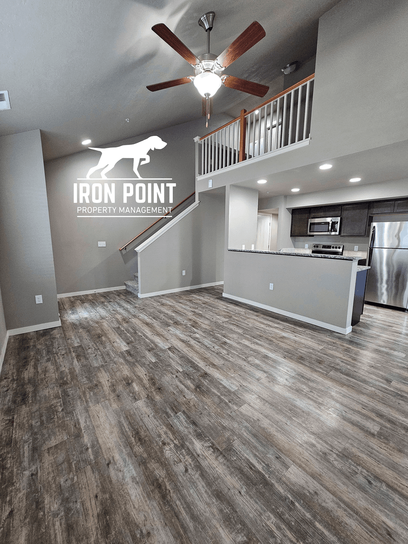Kuna Apartment: 808 E. Wandering Ln.