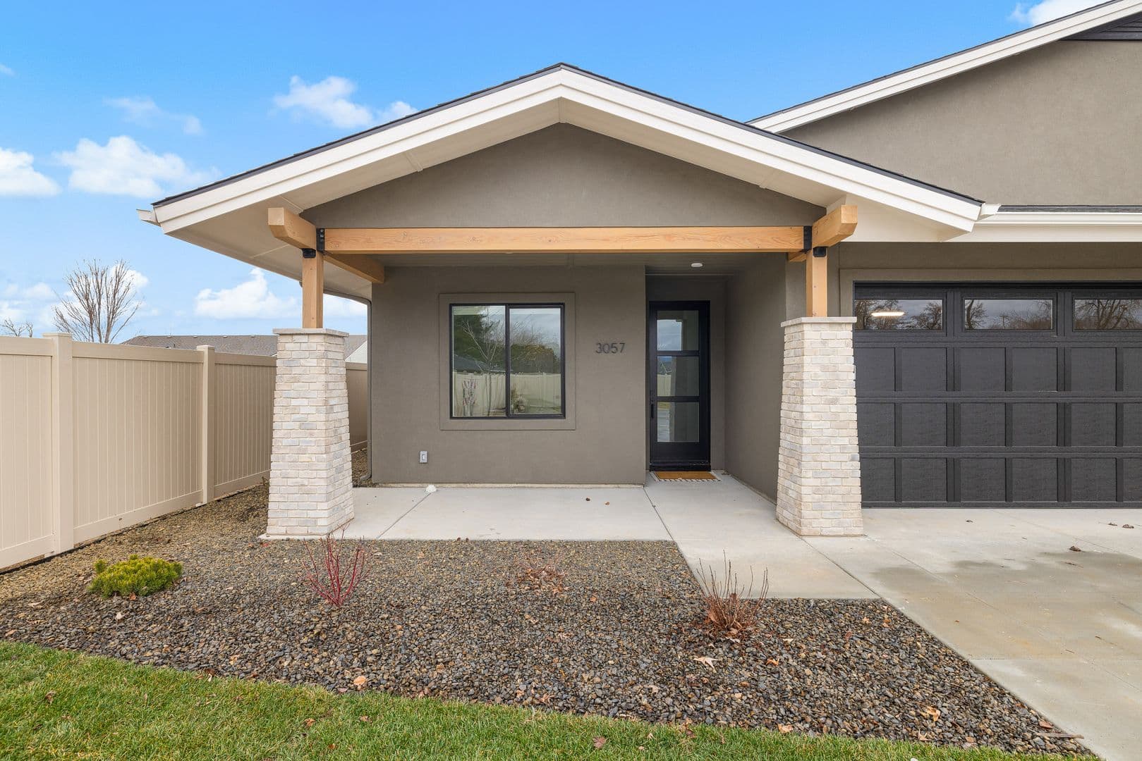 Meridian Townhome: 3071 N. Lapis Ave.