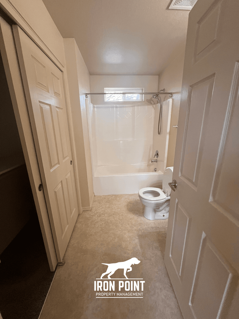 Nampa Apartment: 11175 W Brassy Cove Loop