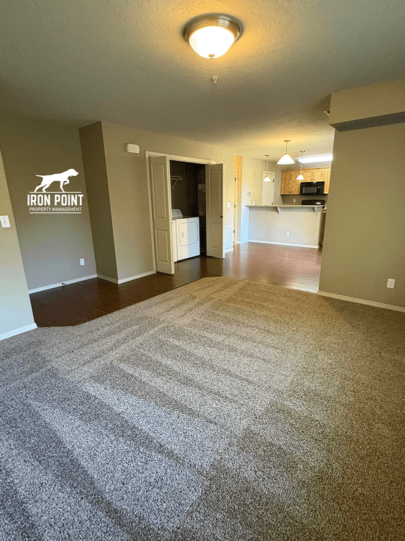 Nampa Apartment: 16638 N Profit Cir