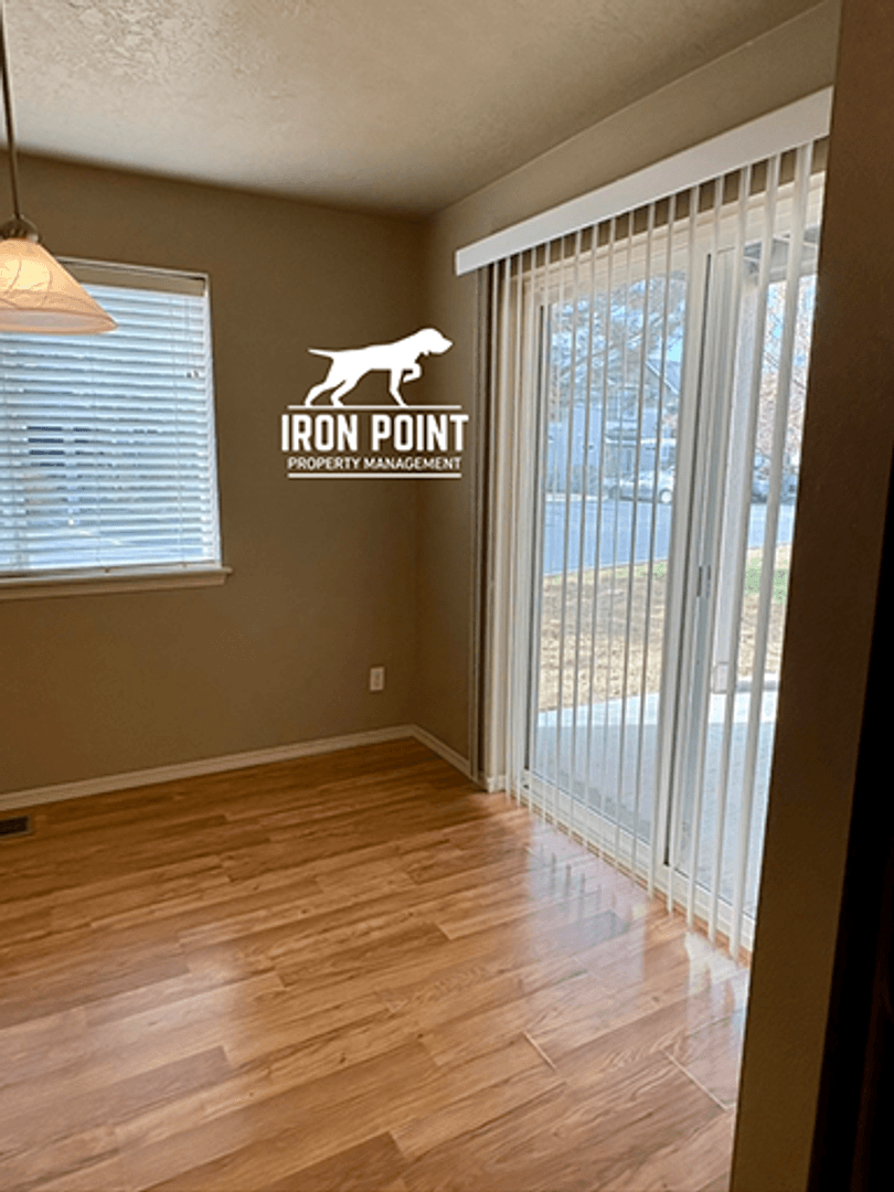 Nampa Apartment: 16589 Integra St