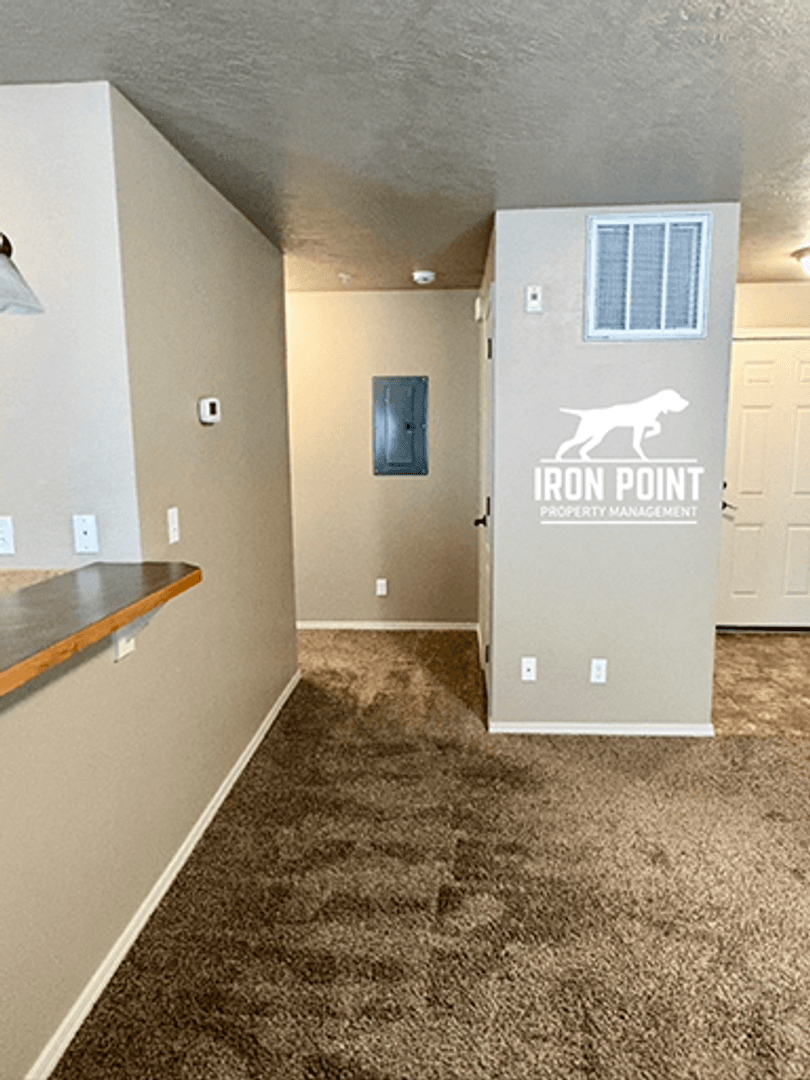 Nampa Apartment: 16589 Integra St