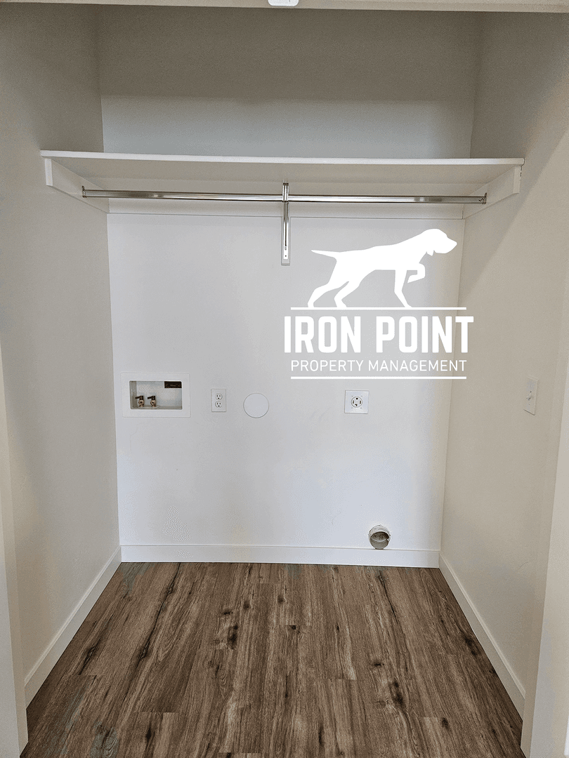 Nampa Apartment: 1303 S. Nathan Lane