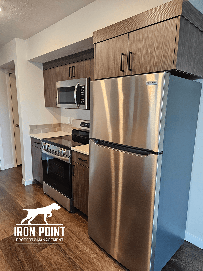 Kuna Apartment: 832 E. Wandering Ln.