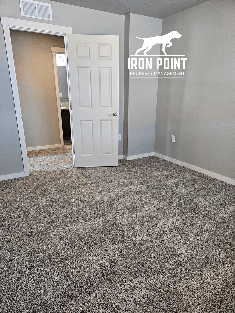 Kuna Apartment: 949 E. Travel Ln.