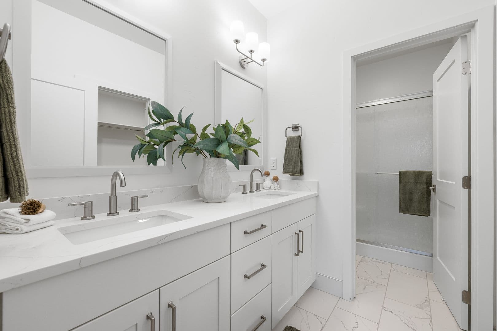 Meridian Townhome: 3057 N. Lapis Ave.