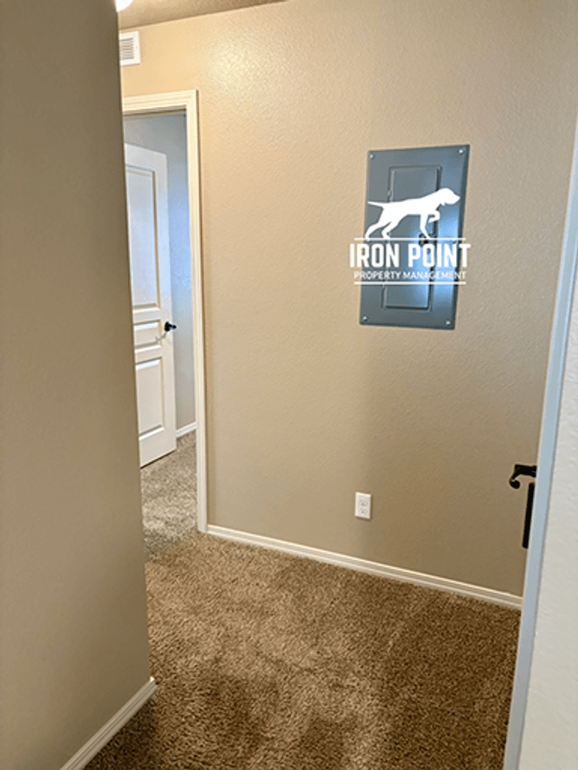 Nampa Apartment: 16589 Integra St