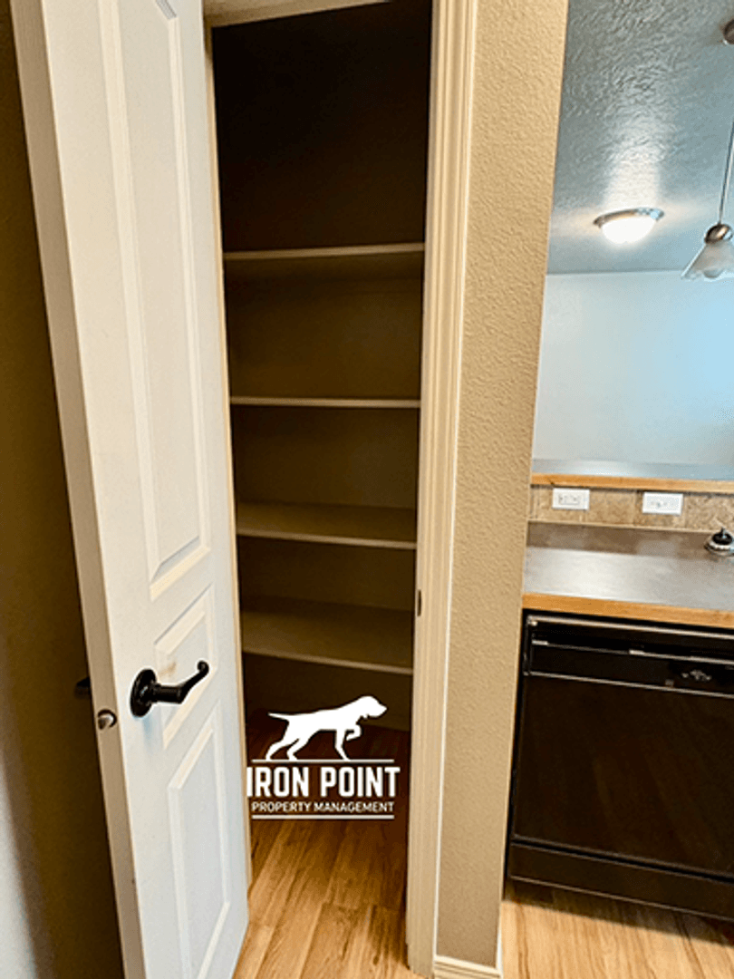 Nampa Apartment: 16589 Integra St