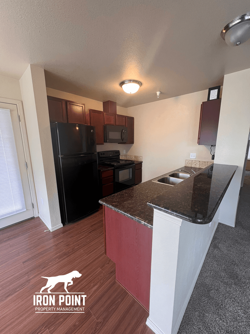 Nampa Apartment: 11159 W Brassy Cove Loop