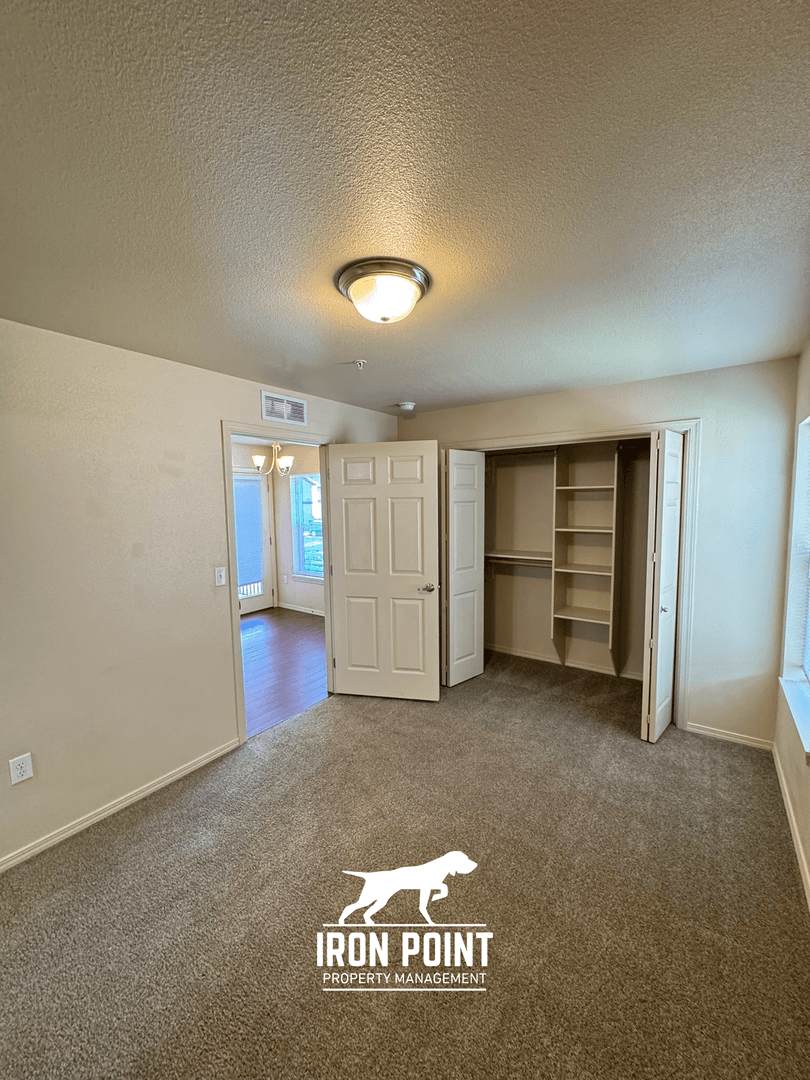 Nampa Apartment: 11076 W Brassy Cove Loop
