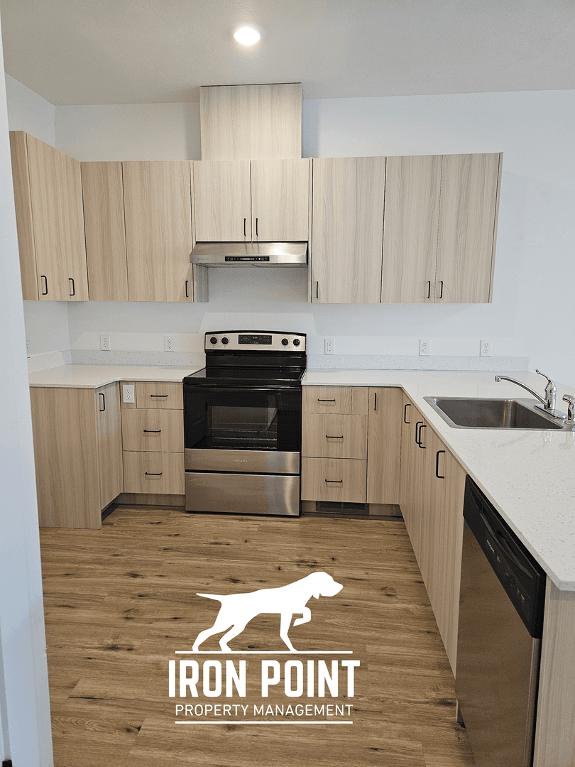 Nampa Apartment: 1303 S. Nathan Lane