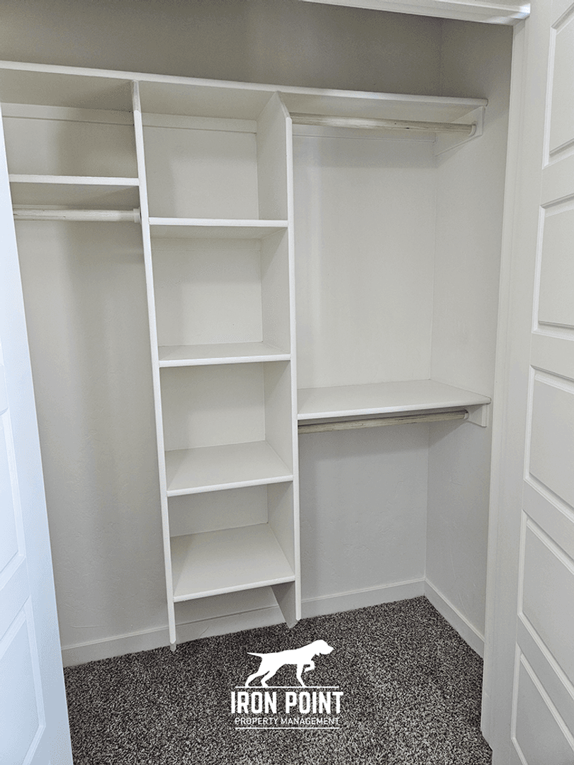 Caldwell Apartment: 523 Rooster Ln