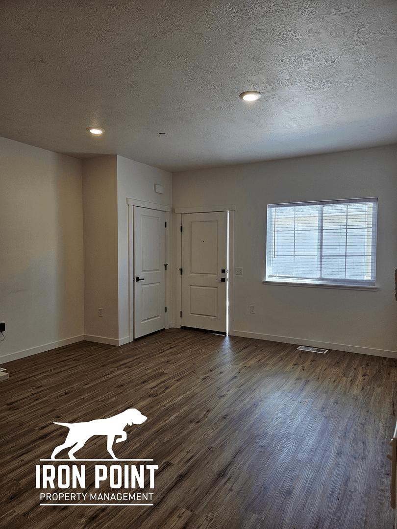Nampa Apartment: 1303 S. Nathan Lane