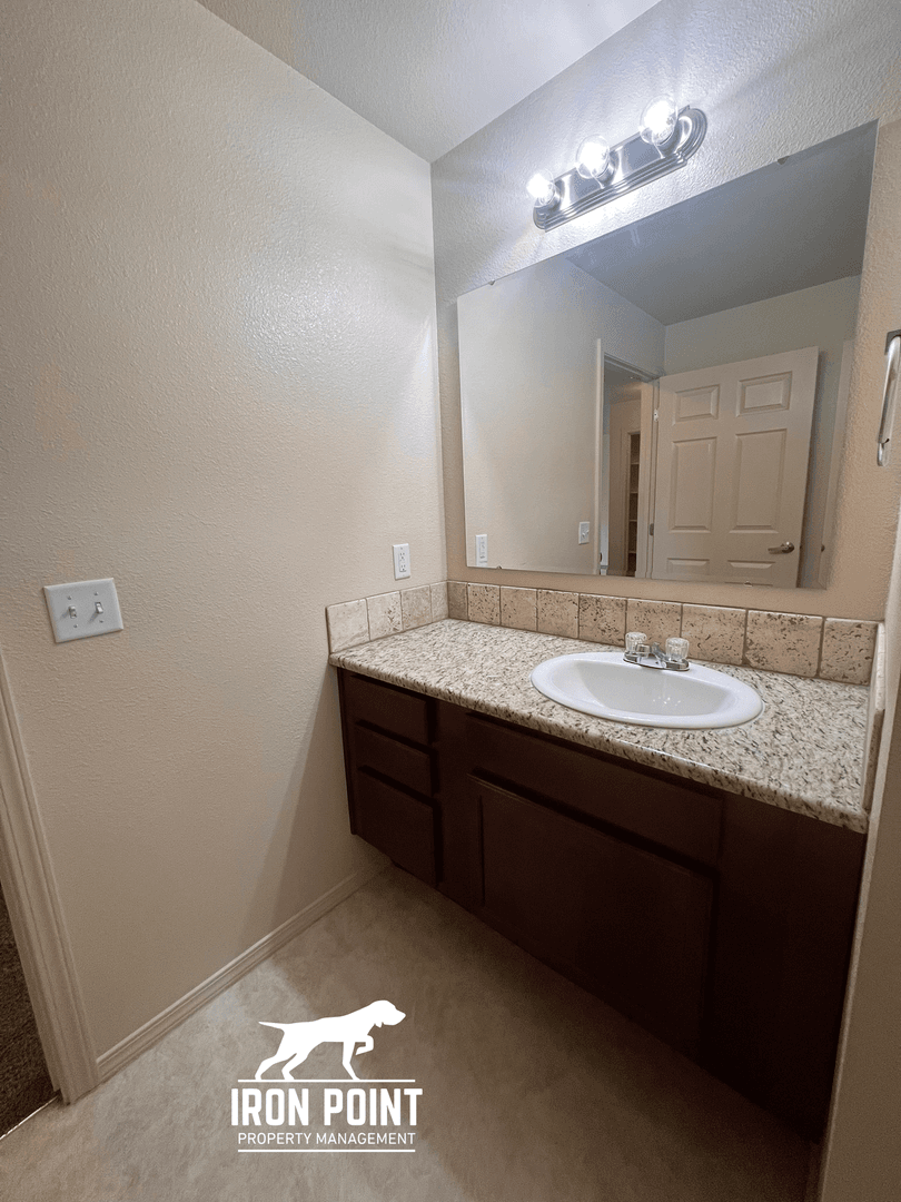 Nampa Apartment: 11159 W Brassy Cove Loop