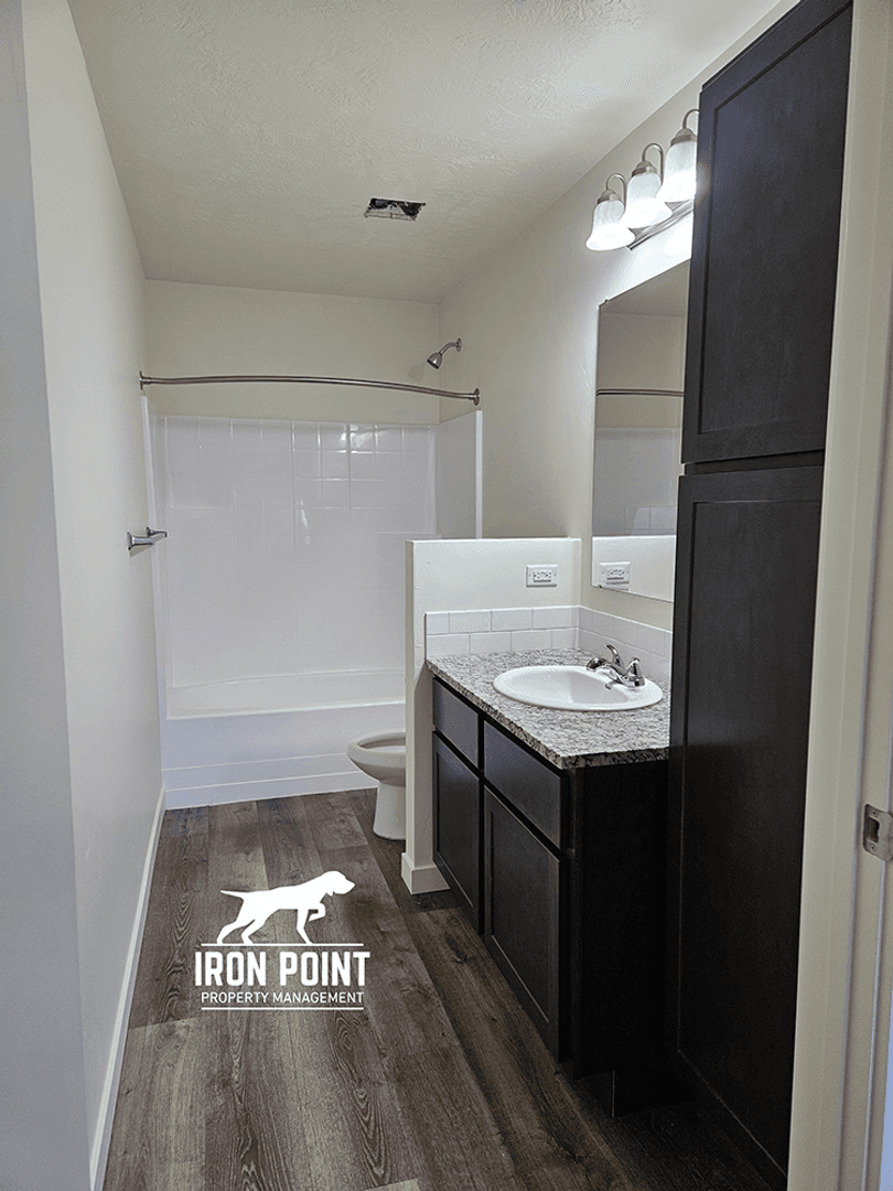 Caldwell Apartment: 2715 Blackfoot Ln