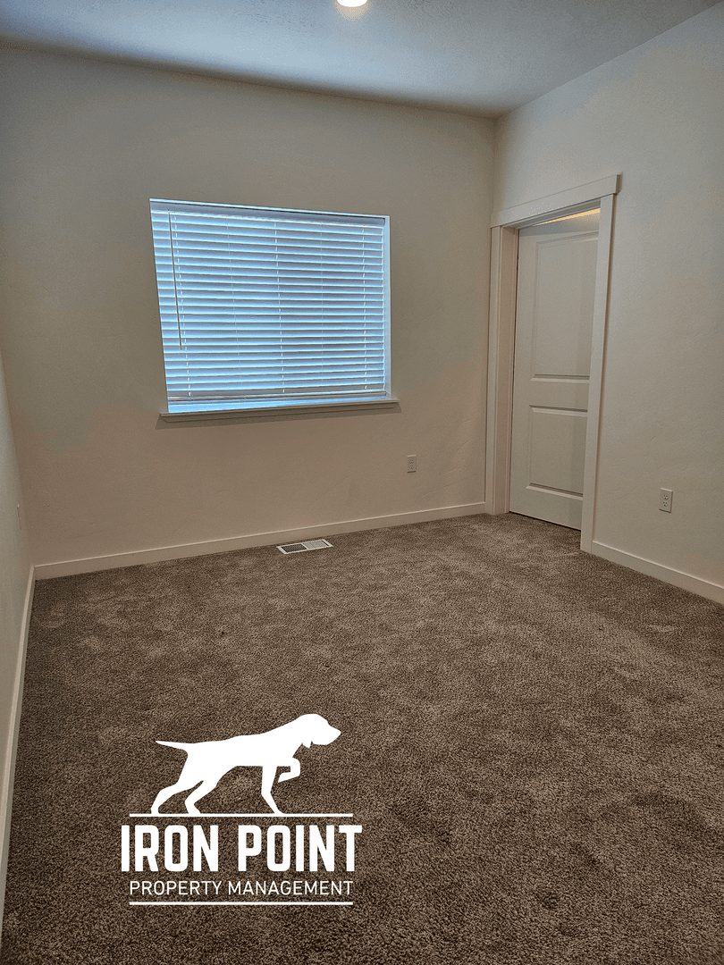 Nampa Apartment: 1303 S. Nathan Lane