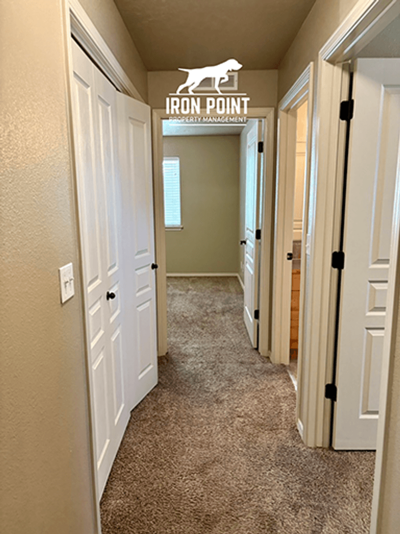 Nampa Apartment: 16563 N Investor Lp