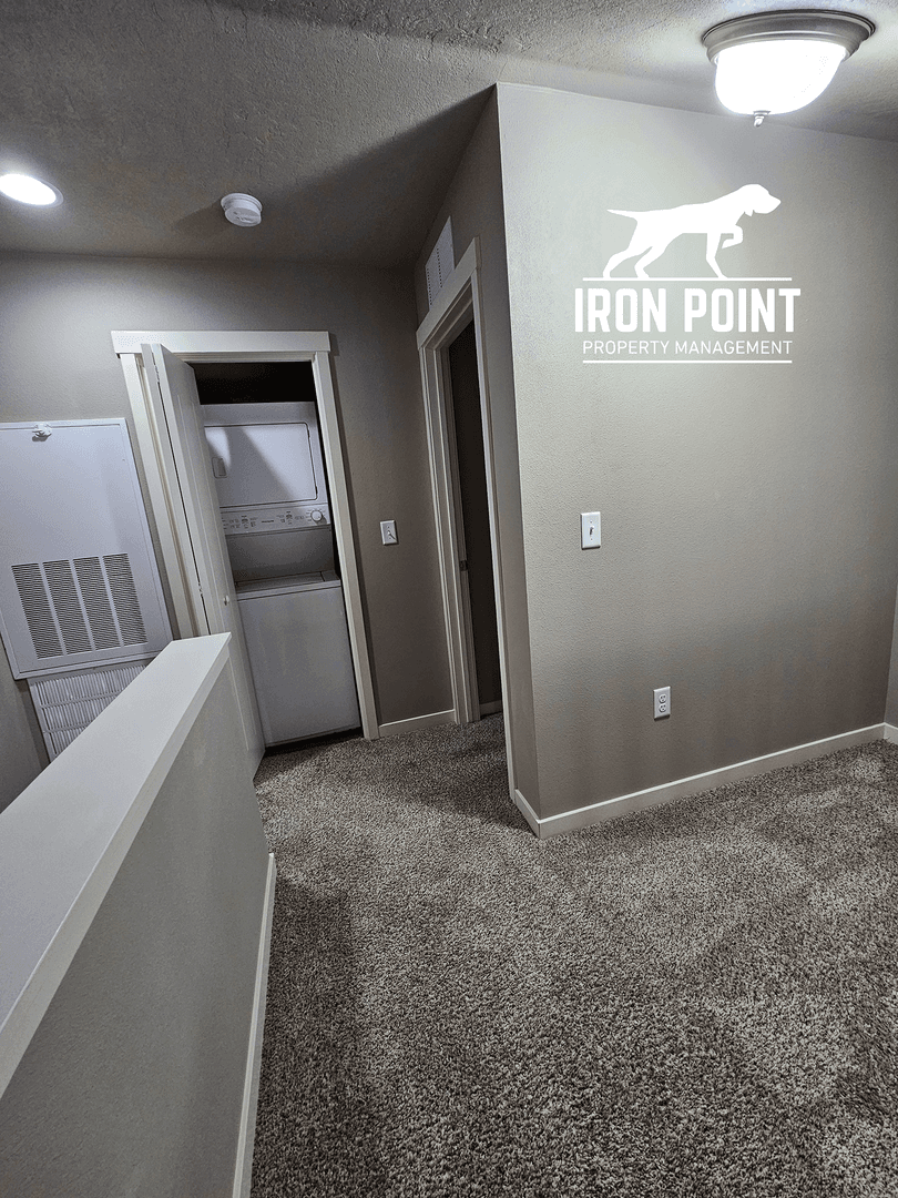 Kuna Apartment: 808 E. Wandering Ln.