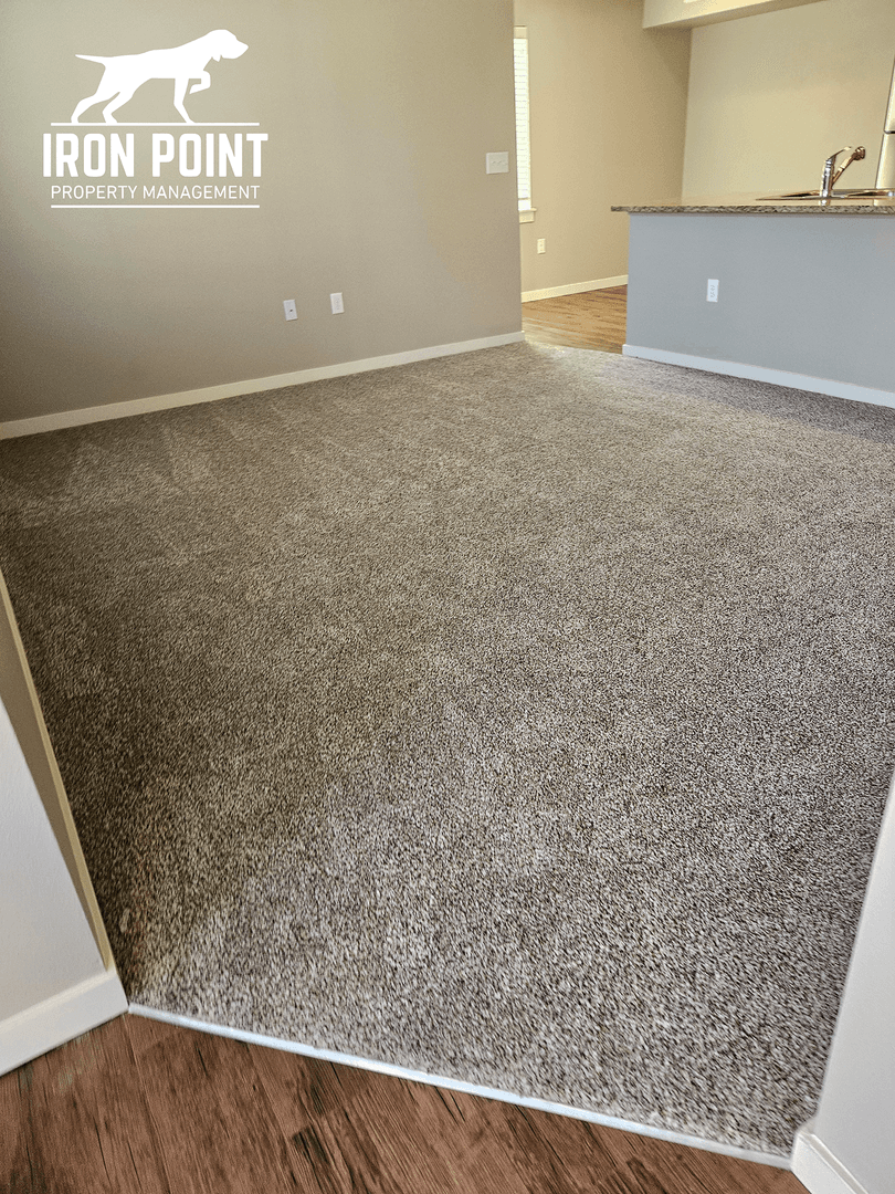 Kuna Apartment: 949 E. Travel Ln.
