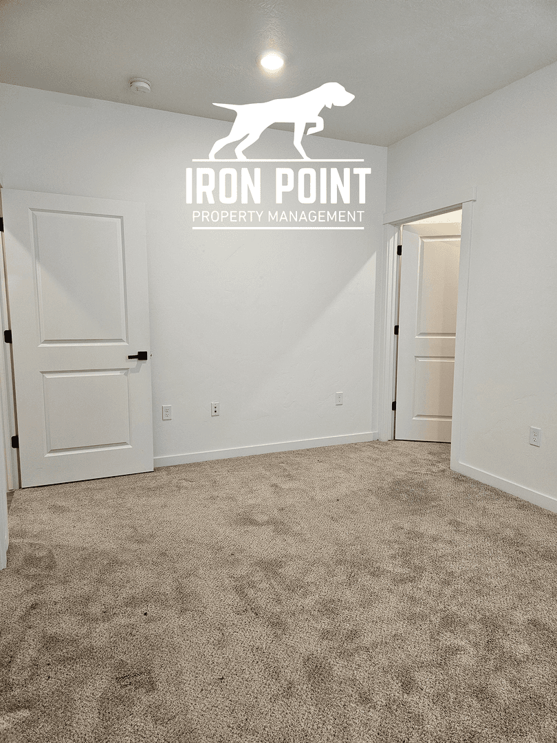 Nampa Apartment: 1303 S. Nathan Lane