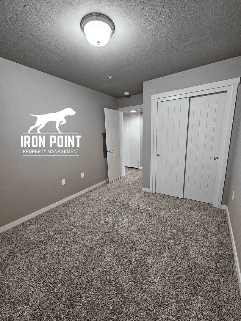 Kuna Apartment: 885 E. Travel Ln.