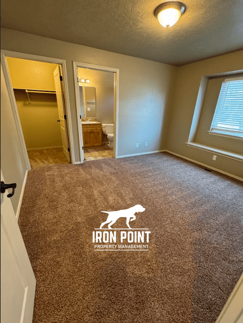 Nampa Apartment: 16638 N Profit Cir