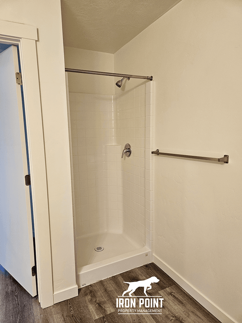 Caldwell Apartment: 2809 Blackfoot Ln