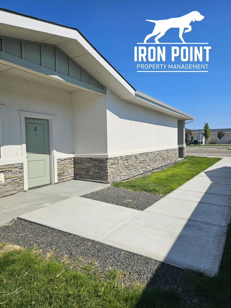 Nampa Apartment: 1303 S. Nathan Lane