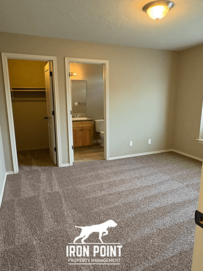 Nampa Apartment: 16638 N Profit Cir