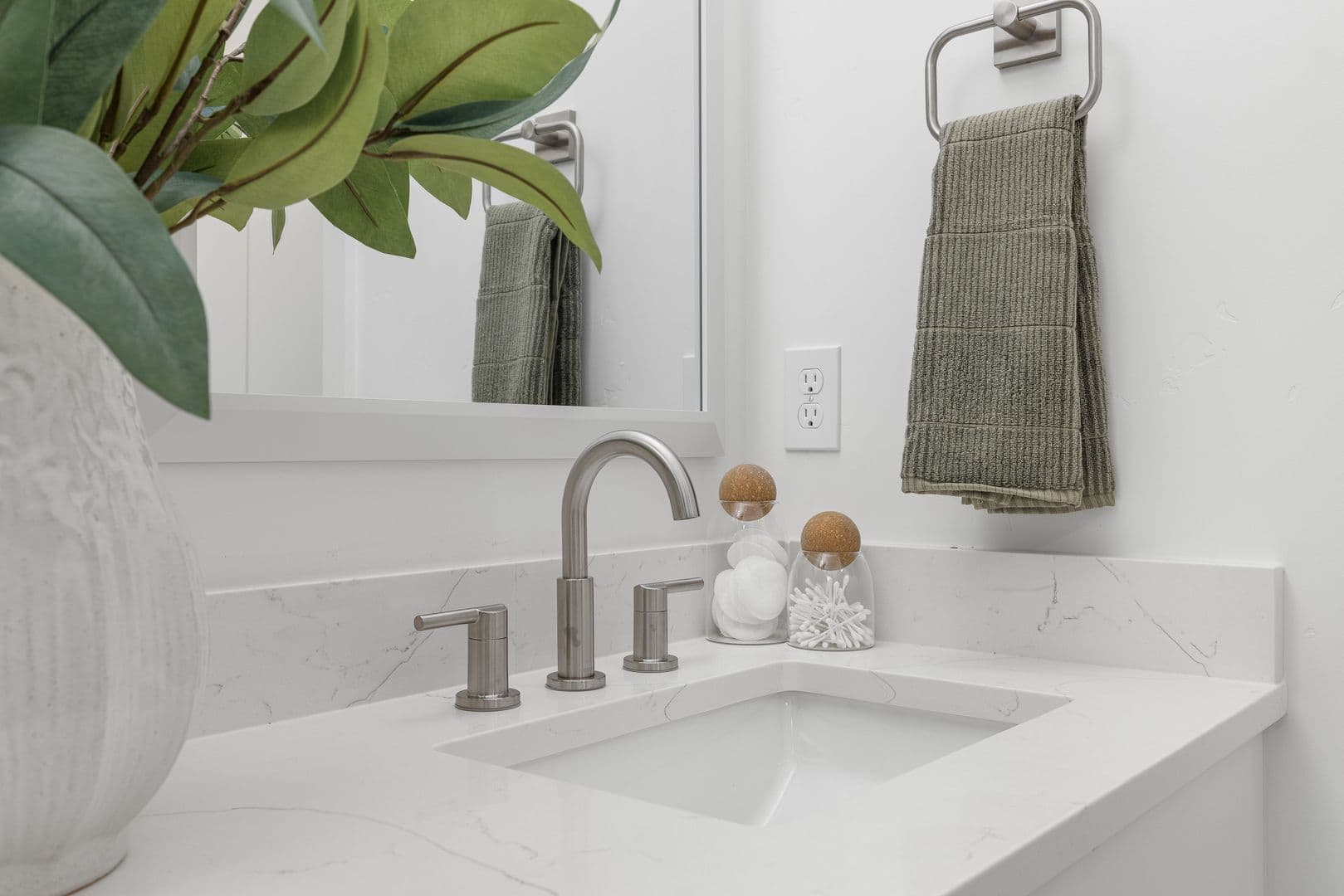 Meridian Townhome: 3071 N. Lapis Ave.