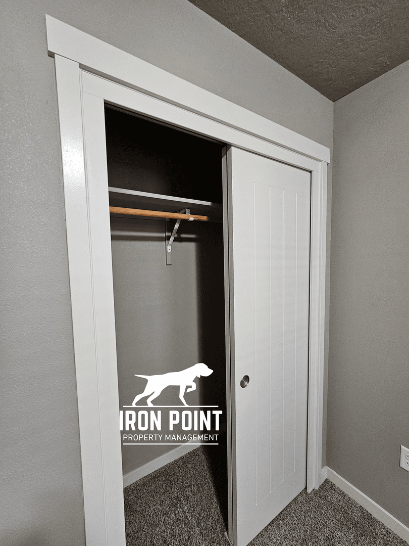 Kuna Apartment: 885 E. Travel Ln.