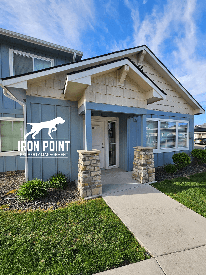 Kuna Apartment: 885 E. Travel Ln.
