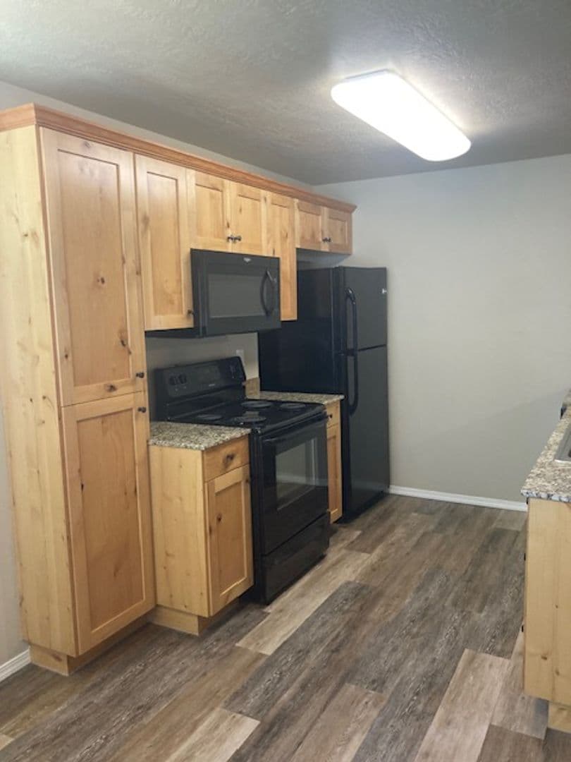 Boise Apartment: 6687 W. Winston Ln.