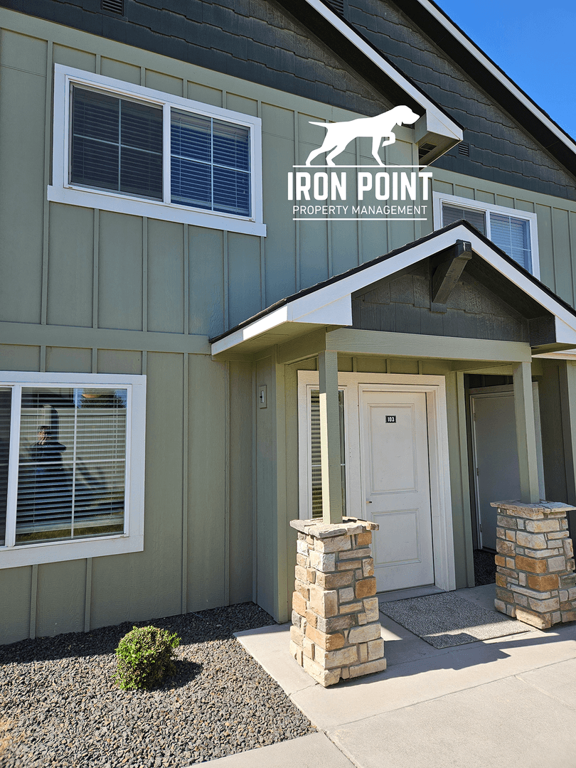 Kuna Apartment: 949 E. Travel Ln.