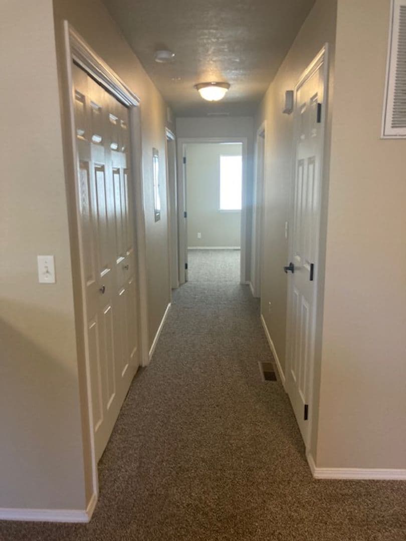 Boise Apartment: 6684 W. Winston Ln.