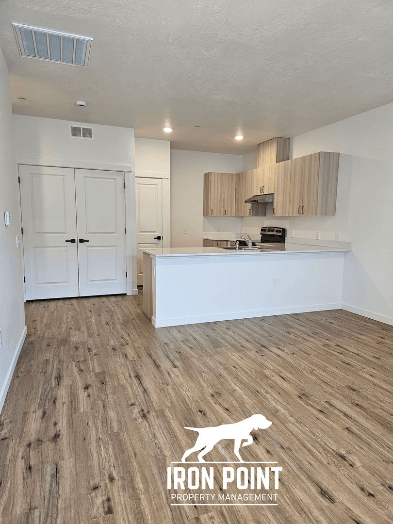 Nampa Apartment: 1303 S. Nathan Lane