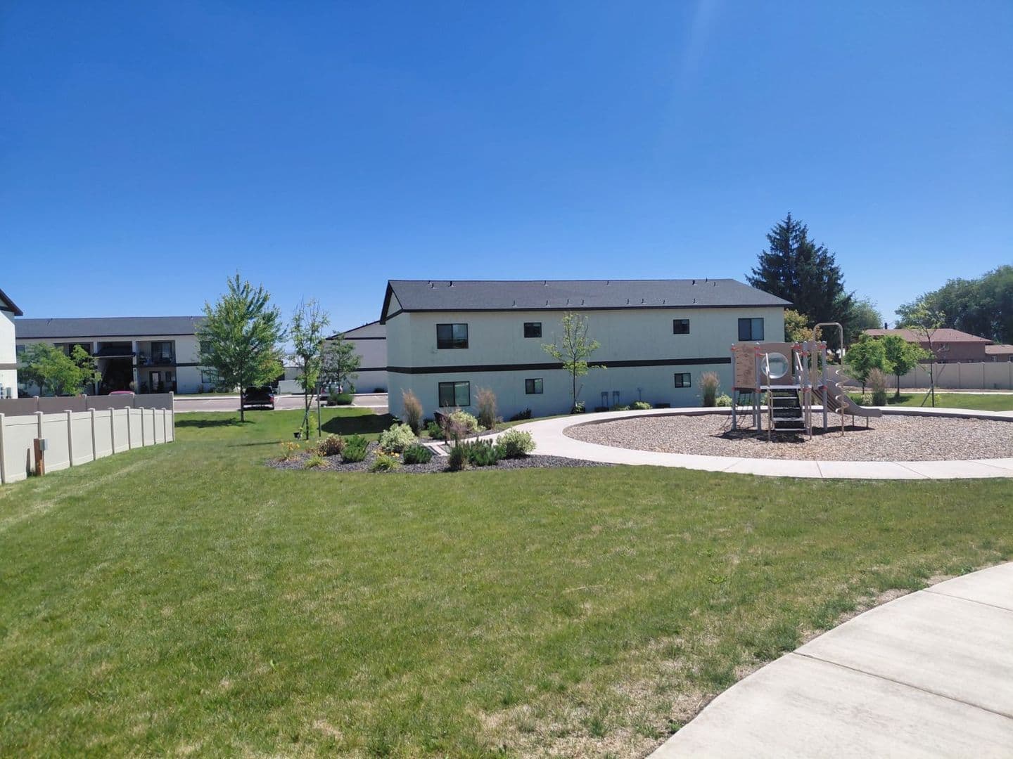 Caldwell Apartment: 2809 Blackfoot Ln