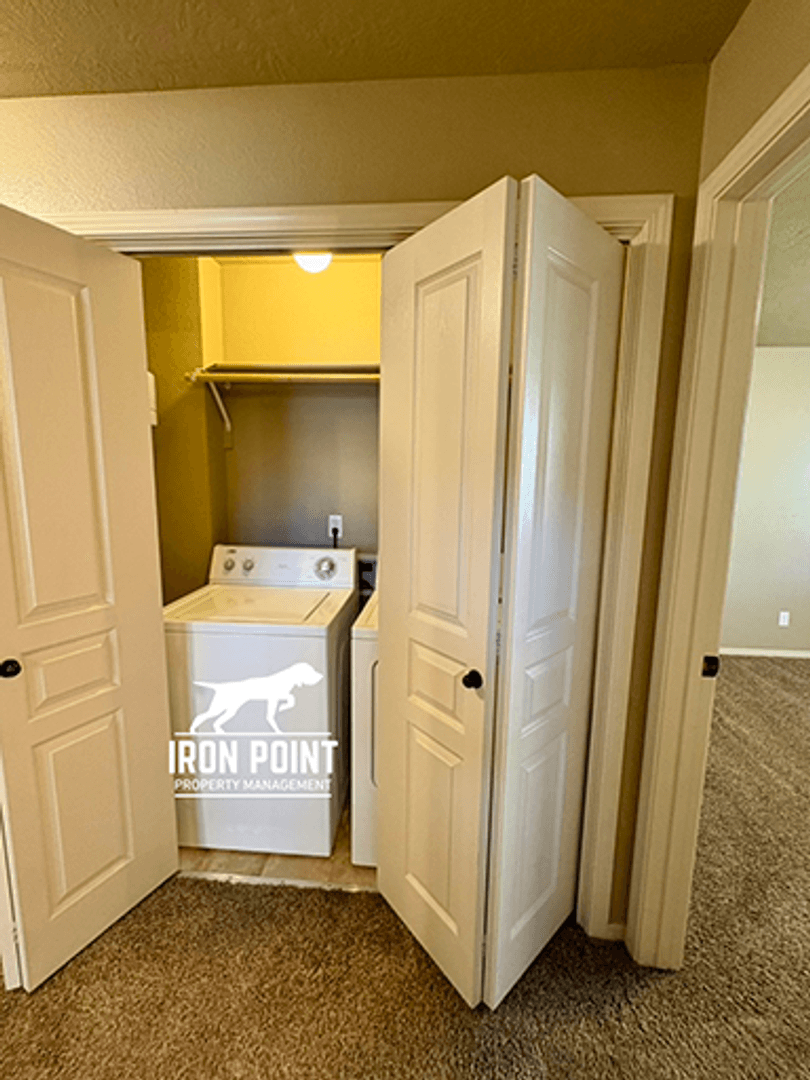 Nampa Apartment: 16563 N Investor Lp