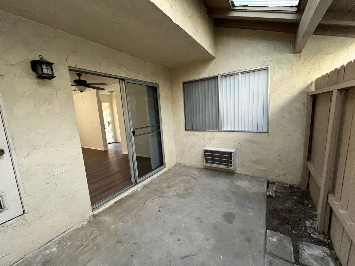 Fullerton Apartment: 2717 Santiago Road