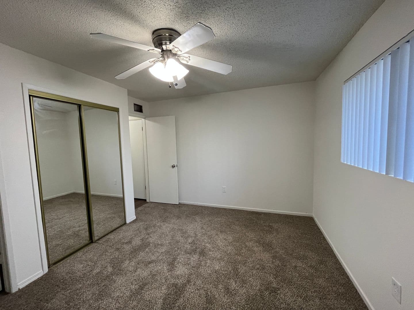 Fullerton Apartment: 2717 Santiago Road