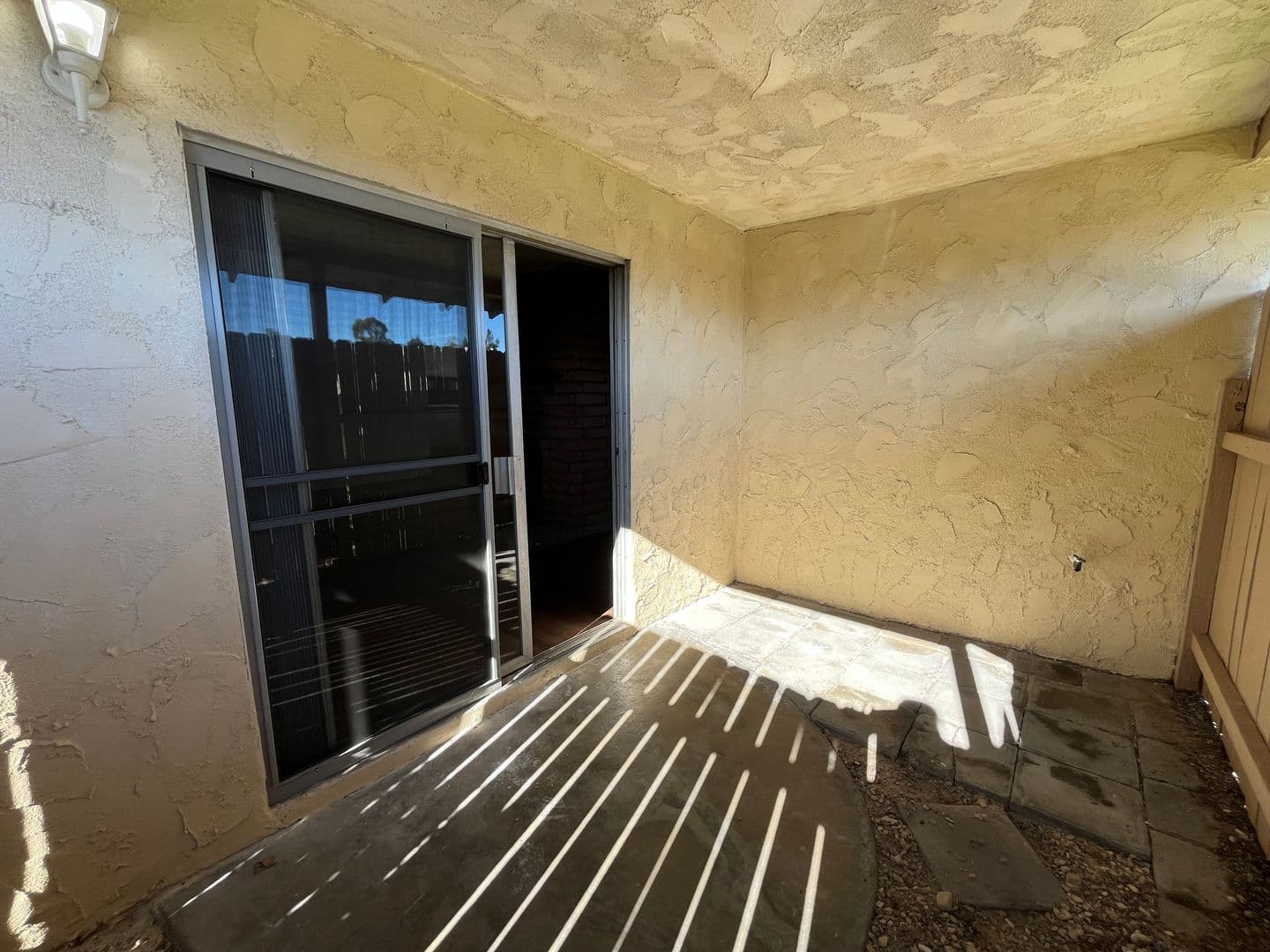 Fullerton Apartment: 2717 Santiago Road