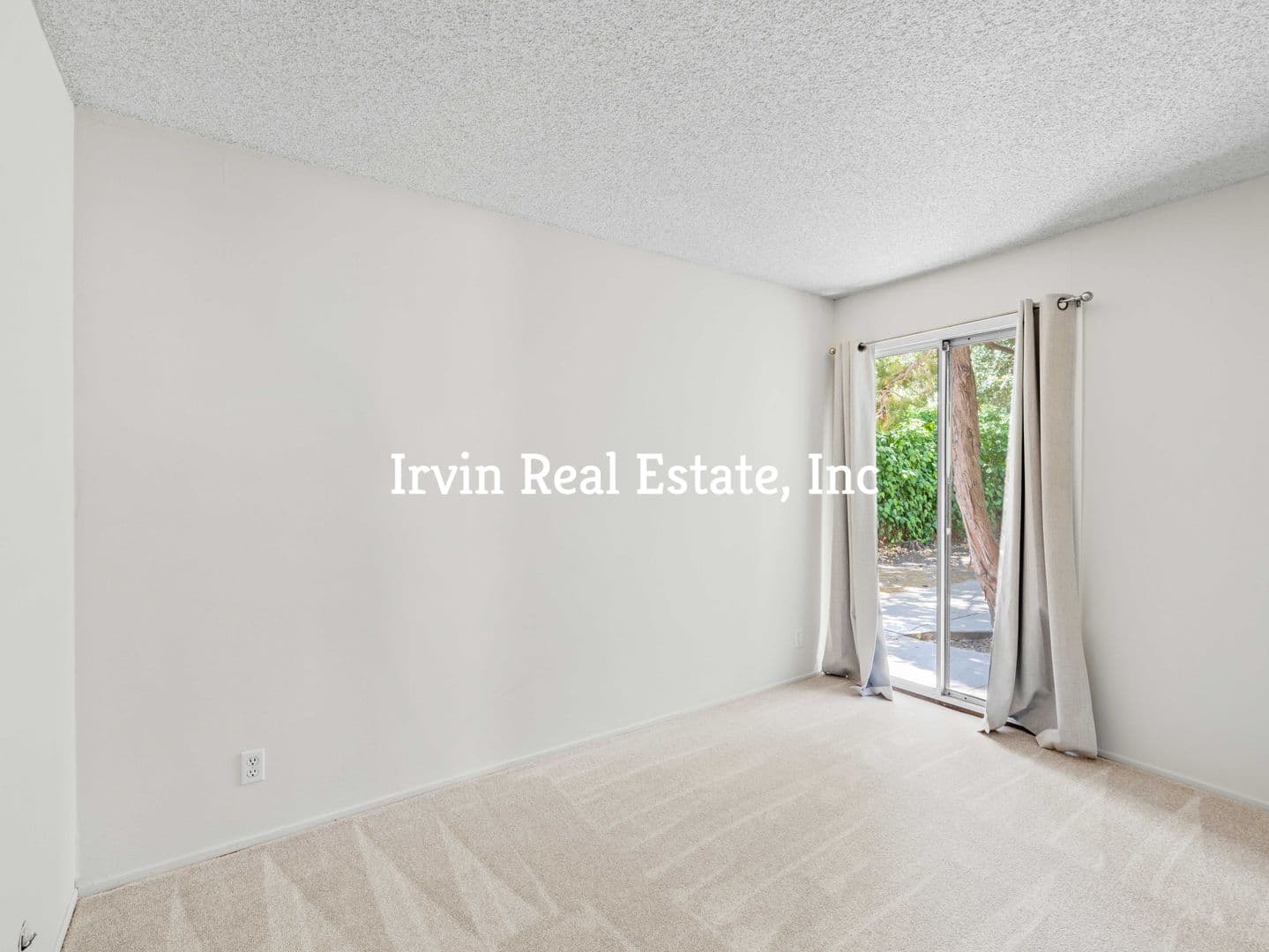Walnut Creek Condo: 2728 Oak Rd
