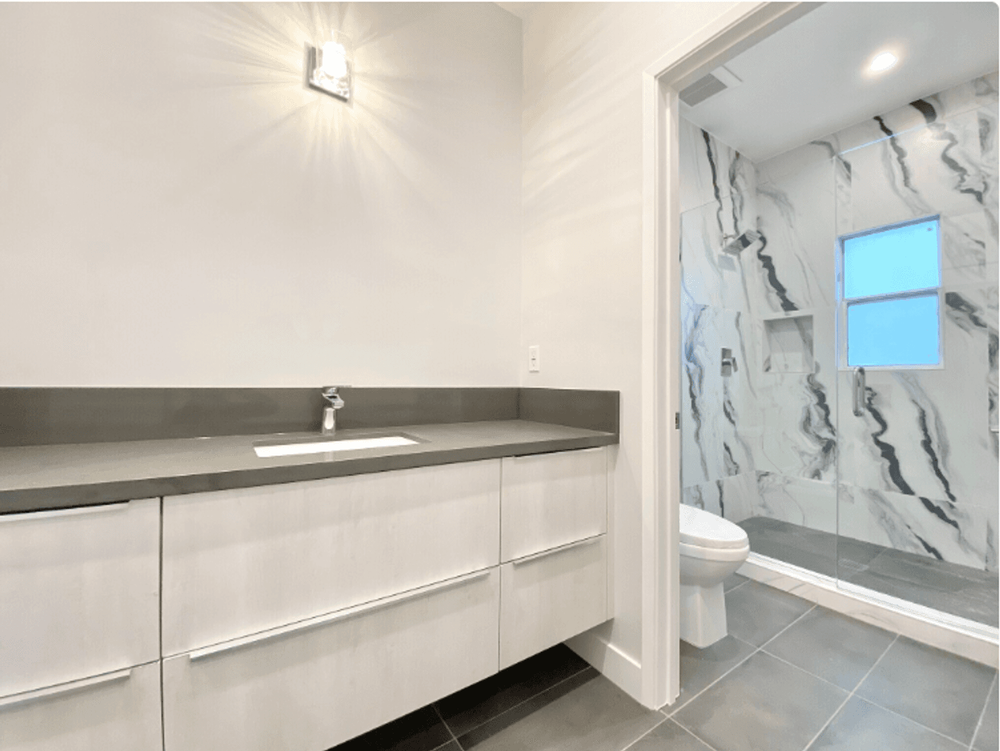 West Hollywood Apartment: 141 N. Swall Drive
