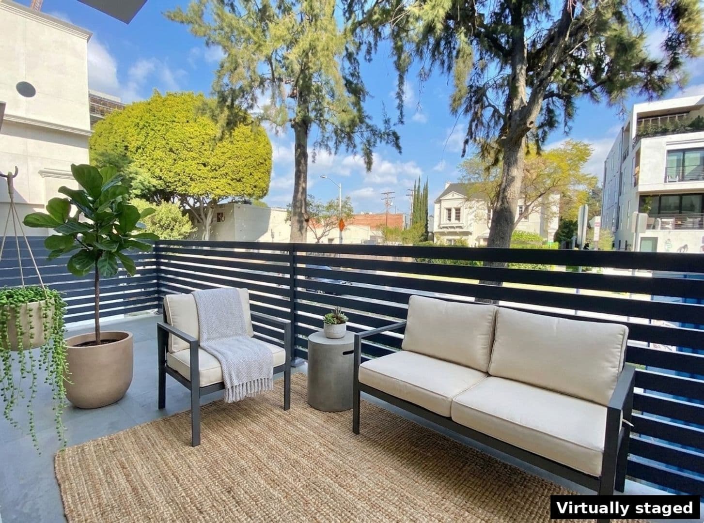 West Hollywood Apartment: 141 N. Swall Drive