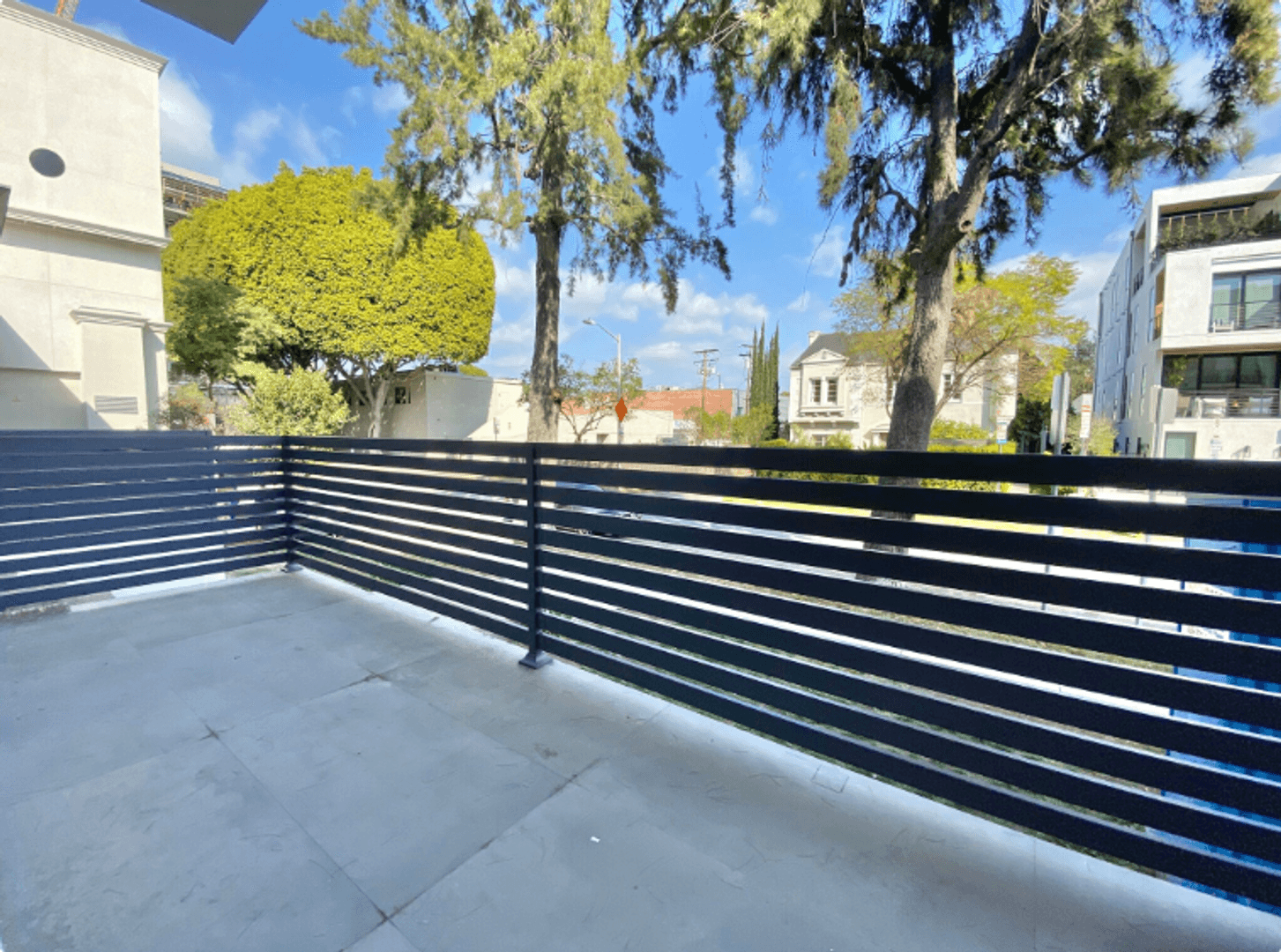 West Hollywood Apartment: 141 N. Swall Drive