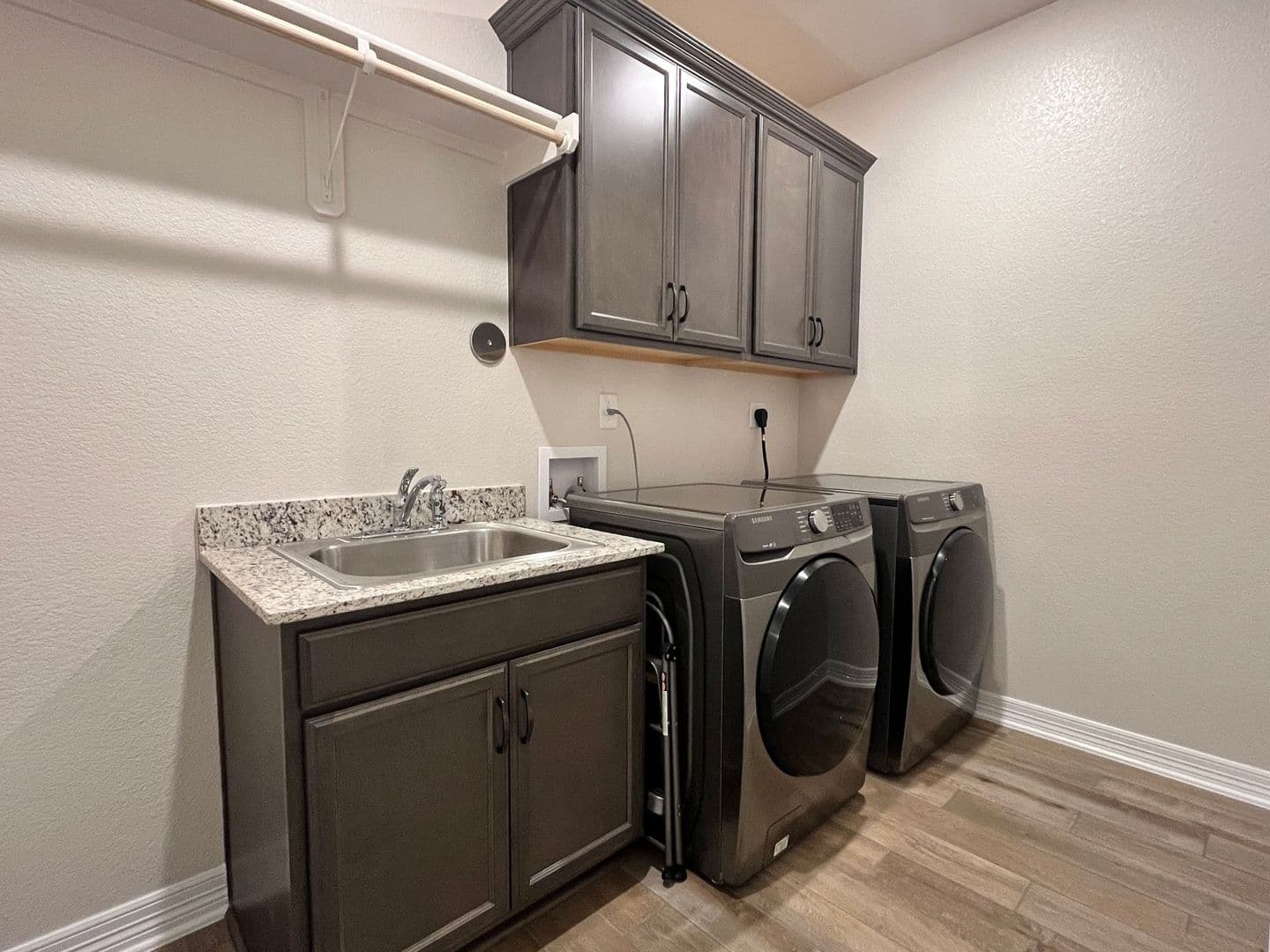 Killeen House: 8110 Hathaway Lane